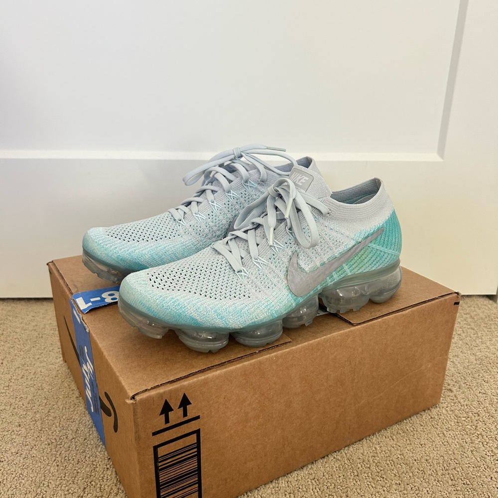 Women’s Nike Air Vapormax